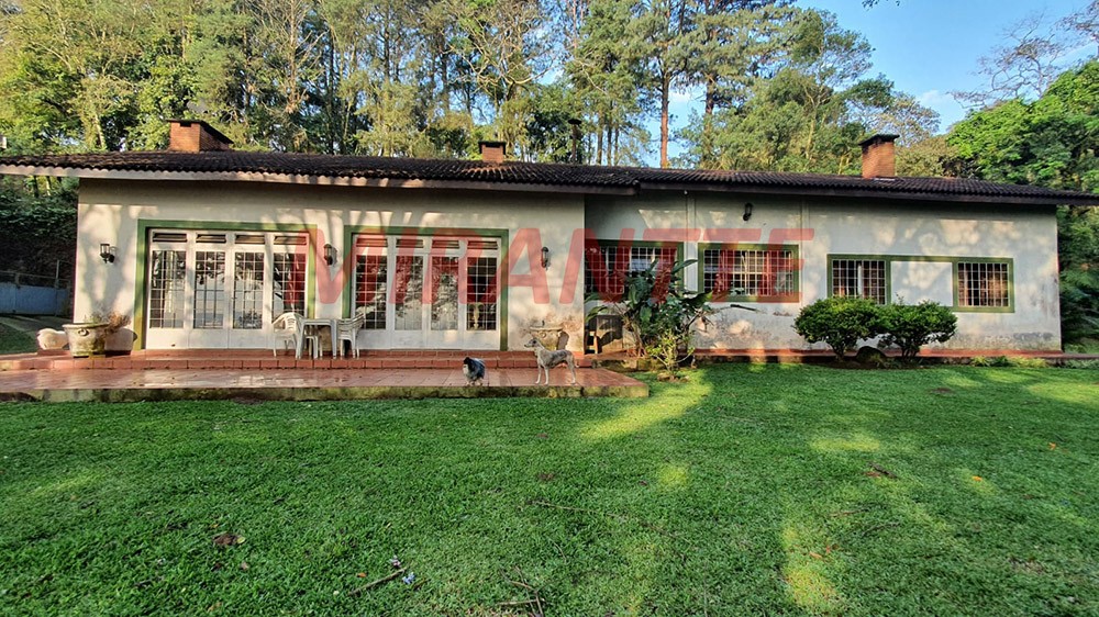 ChÁcara com 4 quartos em PARQUE PETROPOLIS