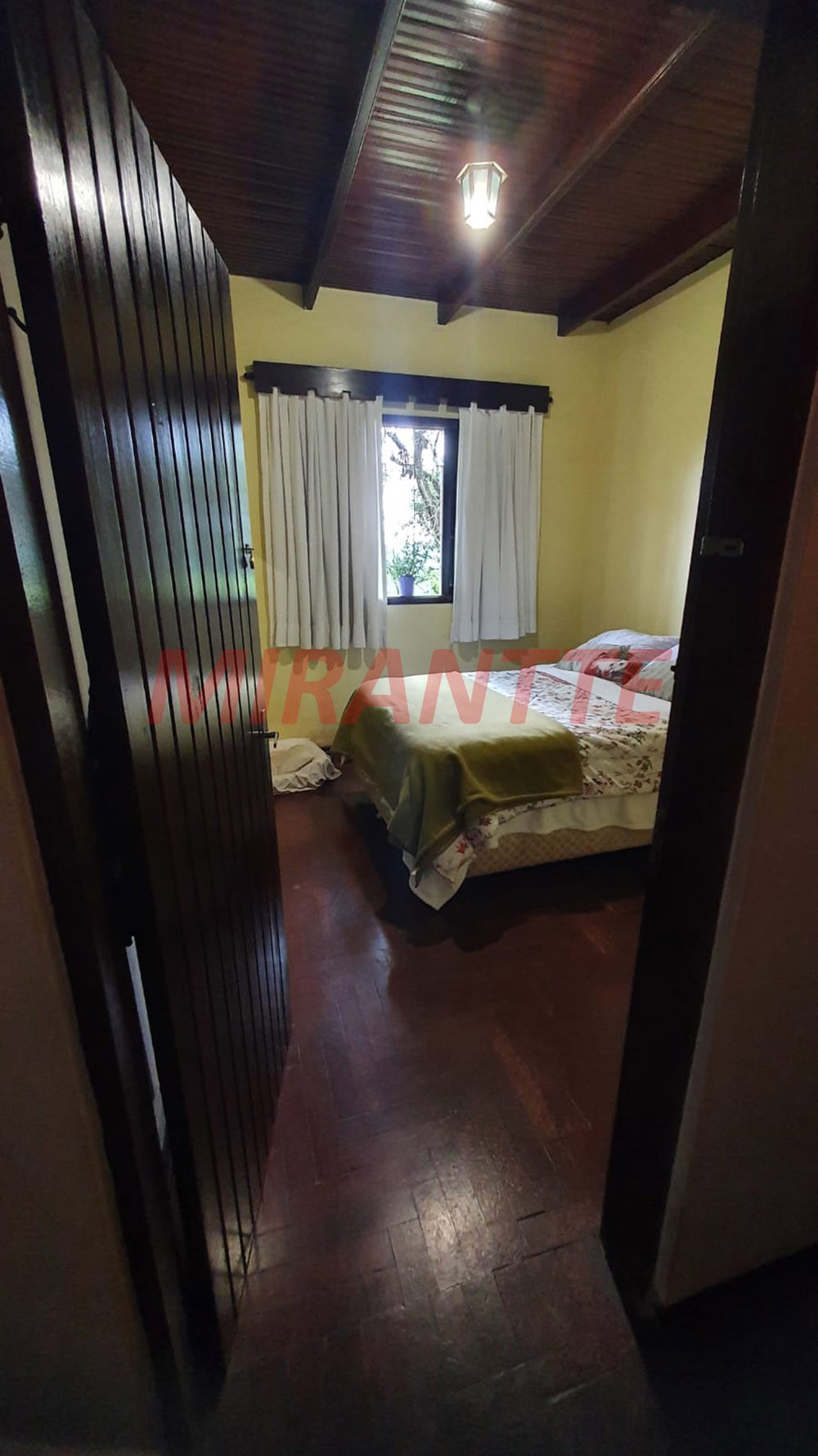 ChÁcara com 4 quartos em PARQUE PETROPOLIS