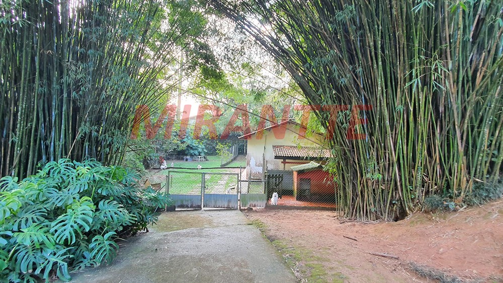 ChÁcara com 4 quartos em PARQUE PETROPOLIS