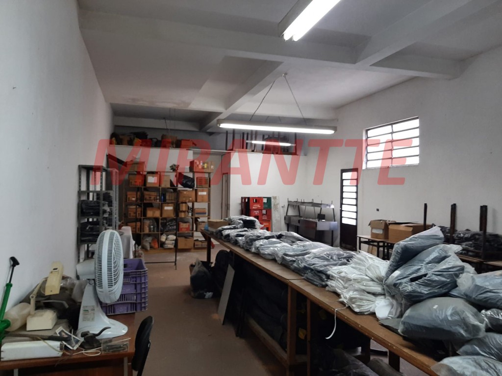Sobrado de 360m² com 3 quartos em Parque Peruche