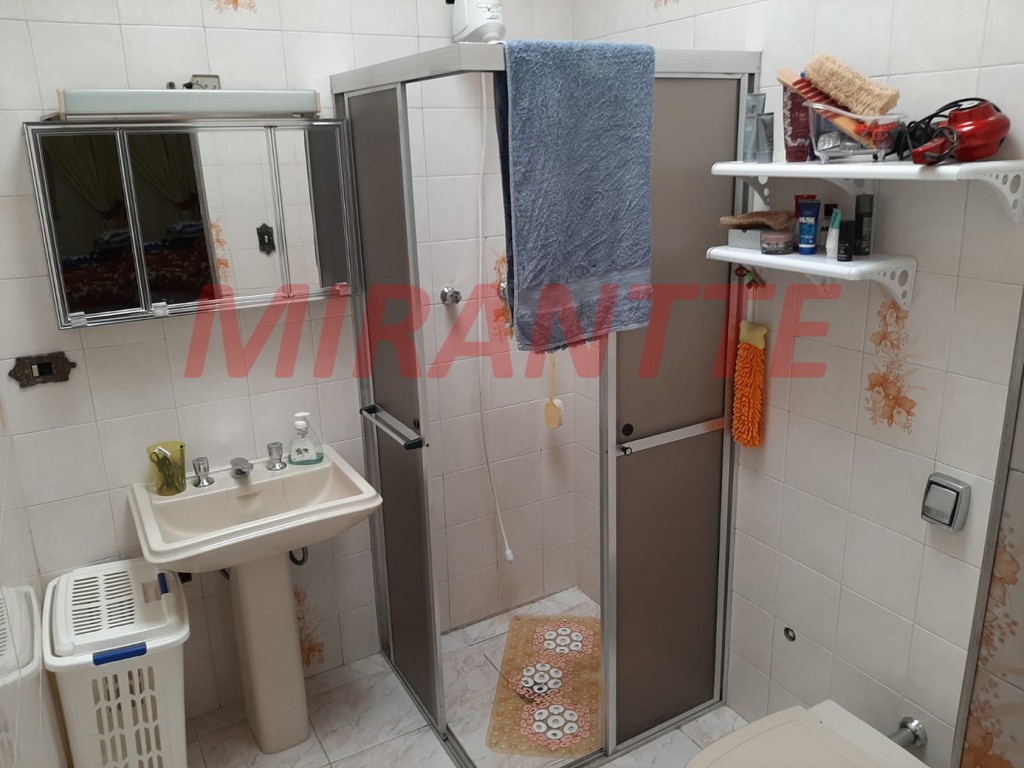 Sobrado de 360m² com 3 quartos em Parque Peruche