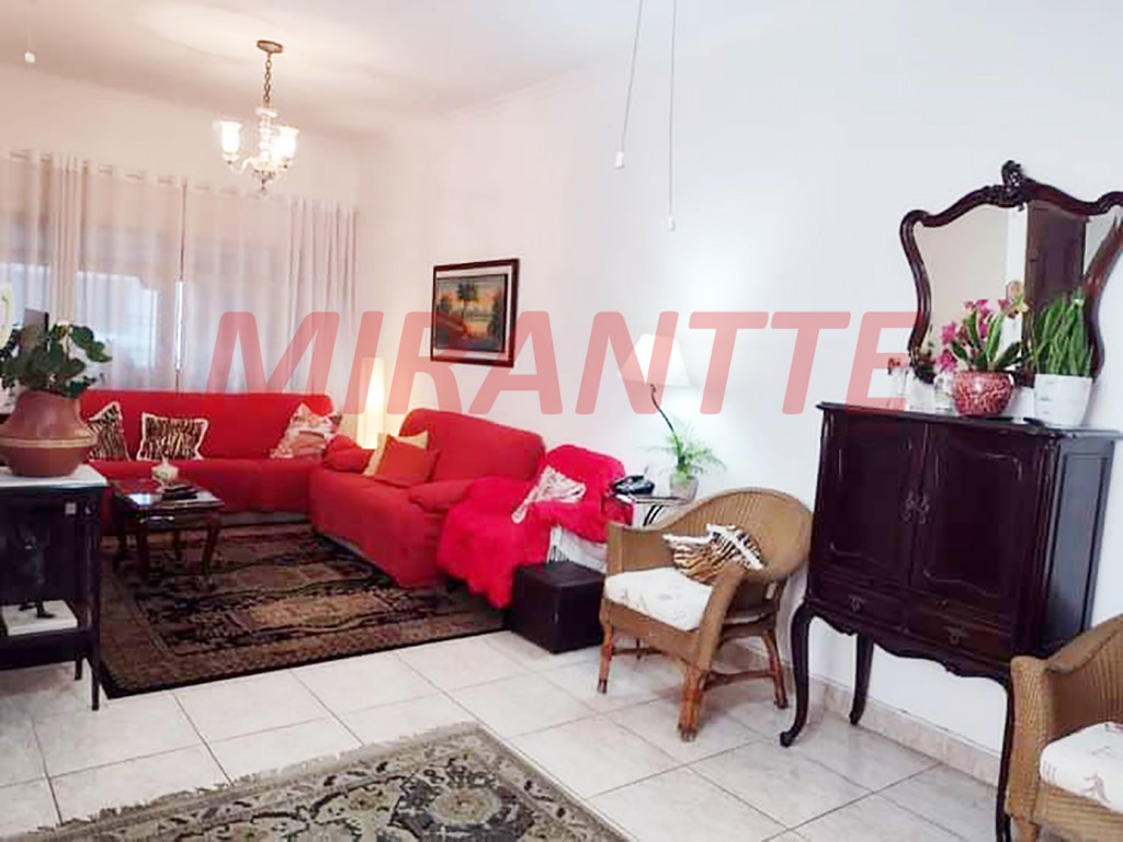 Sobrado de 150m² com 3 quartos em Maranhão