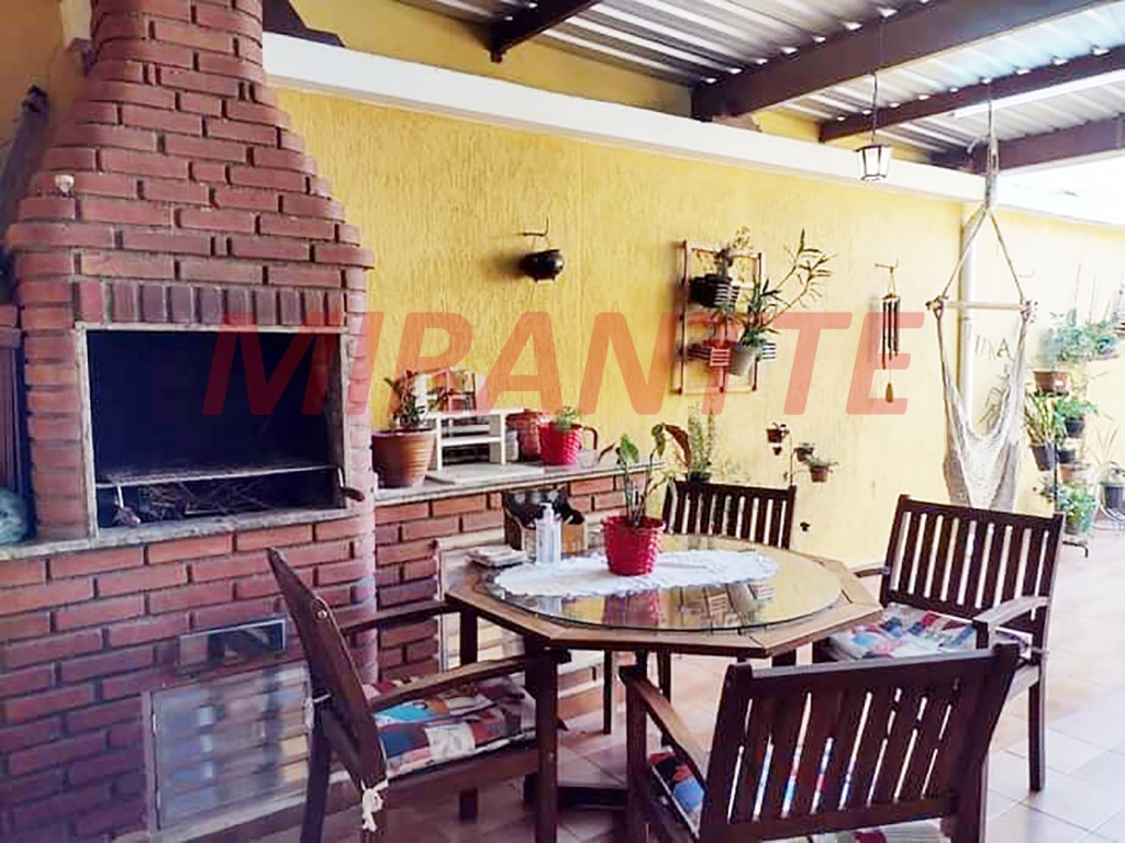 Sobrado de 150m² com 3 quartos em Maranhão
