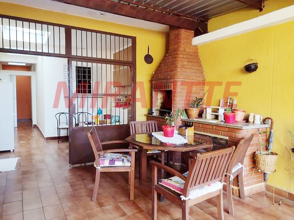 Sobrado de 150m² com 3 quartos em Maranhão