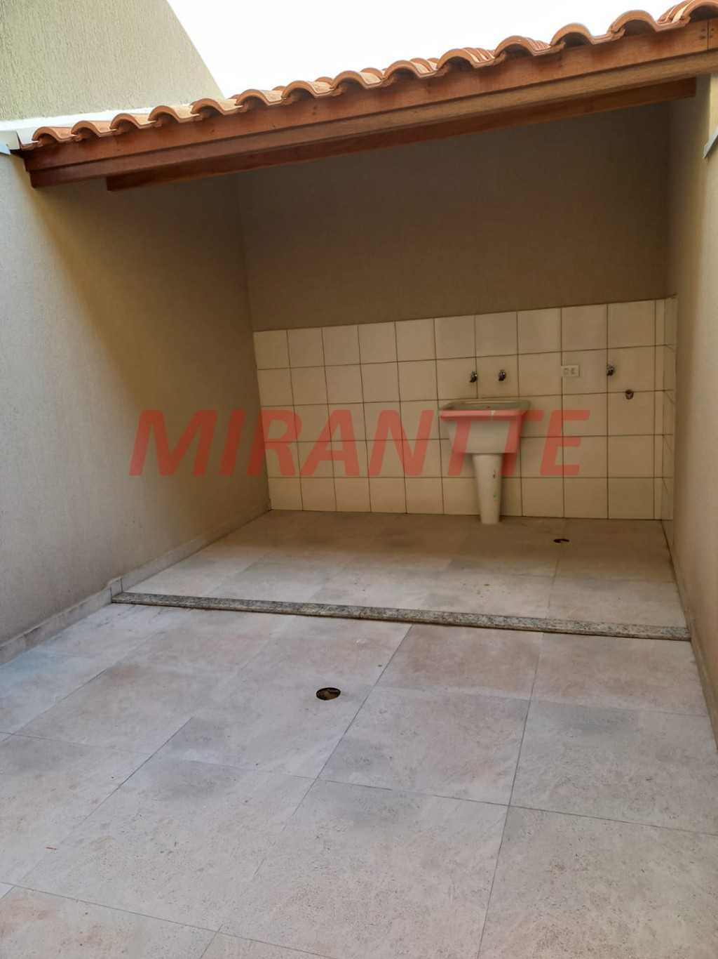 Sobrado de 110m² com 3 quartos em Vila Dionisia