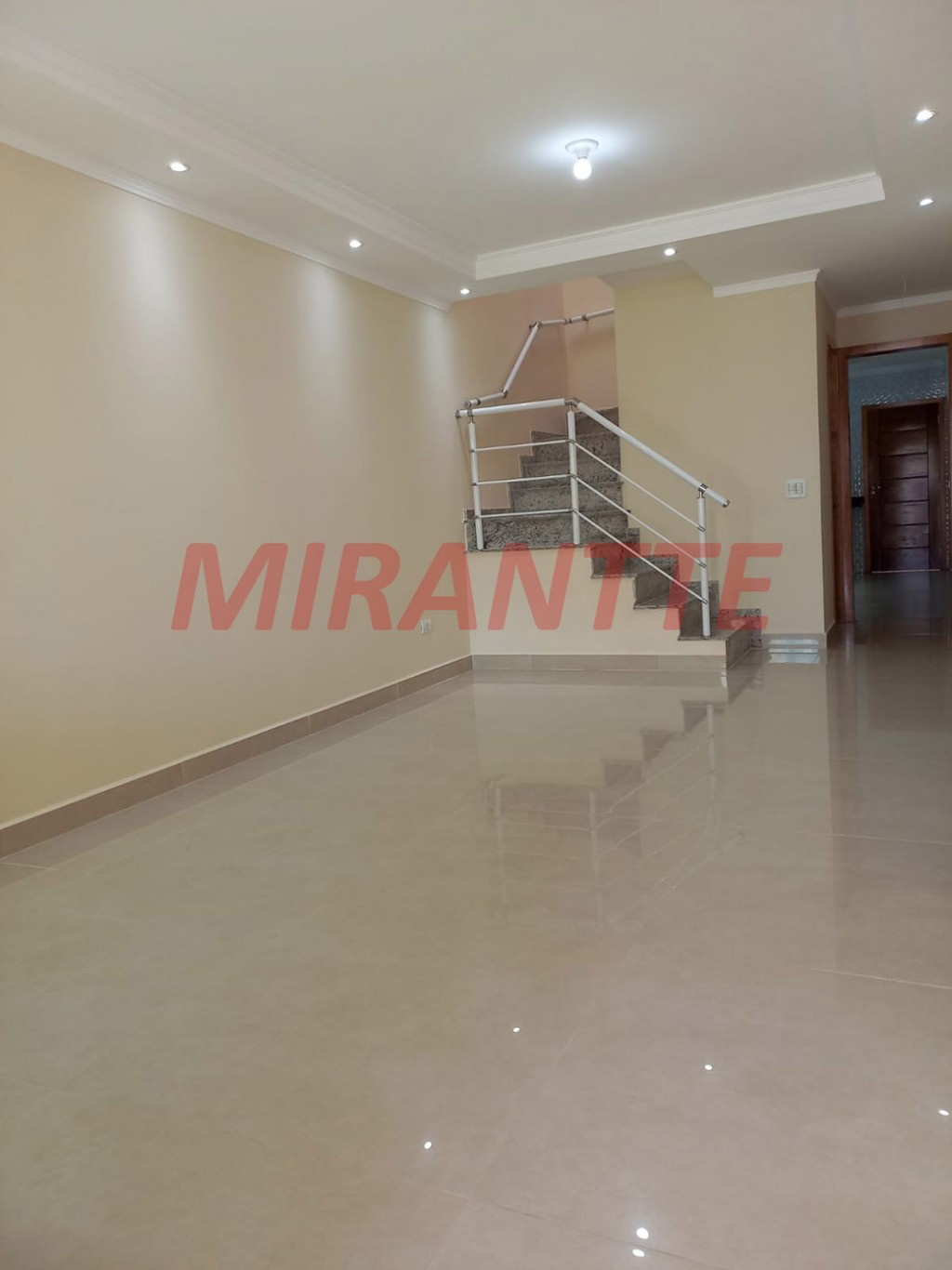 Sobrado de 110m² com 3 quartos em Vila Dionisia