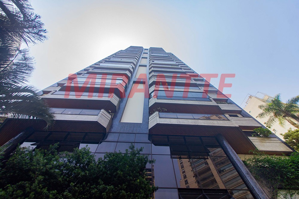 Apartamento de 176m² com 4 quartos em Morumbi