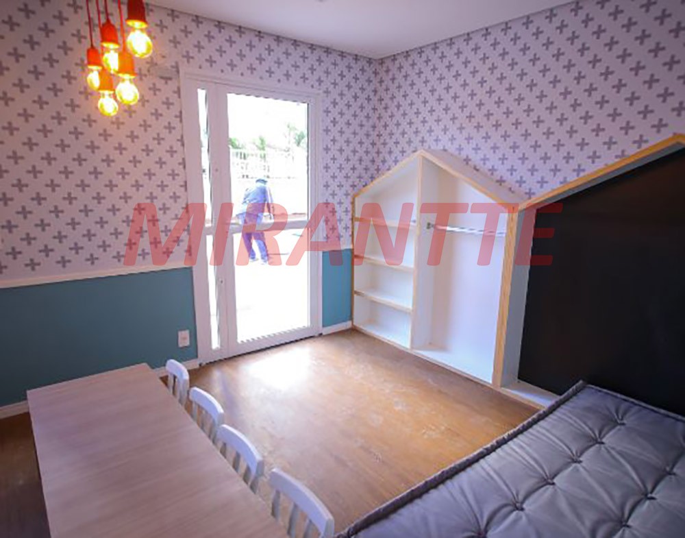 Apartamento de 45m² com 2 quartos em Vila Nova Cachoeirinha