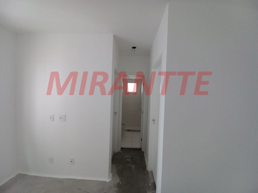 Apartamento de 45m² com 2 quartos em Vila Nova Cachoeirinha