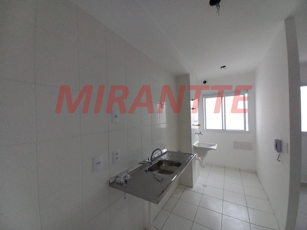 Apartamento de 45m² com 2 quartos em Vila Nova Cachoeirinha