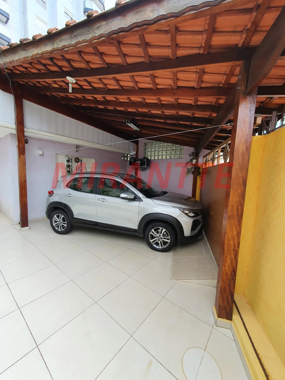 Casa terrea de 108m² com 3 quartos em Água Fria
