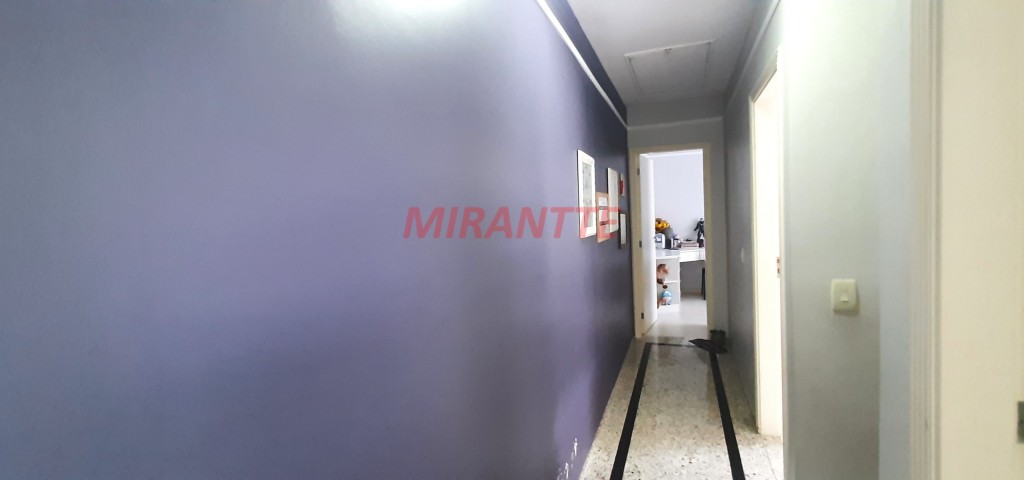 Sobrado de 150m² com 3 quartos em Água Fria