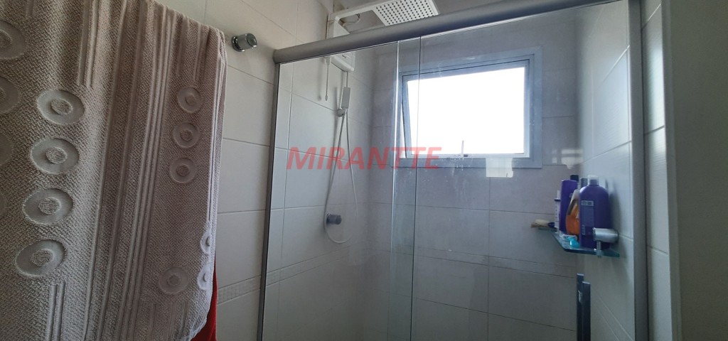 Sobrado de 150m² com 3 quartos em Água Fria