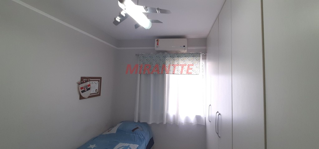 Sobrado de 150m² com 3 quartos em Água Fria