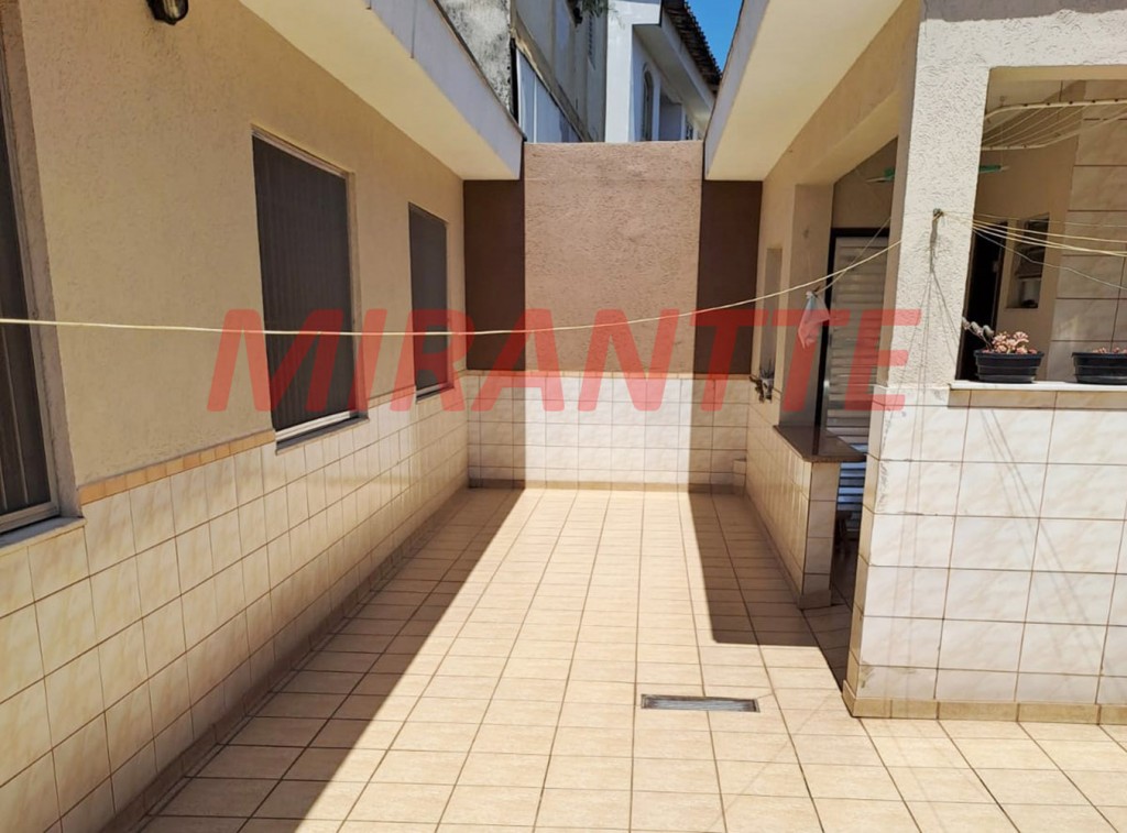 Sobrado de 193m² com 4 quartos em Jardim Guançã