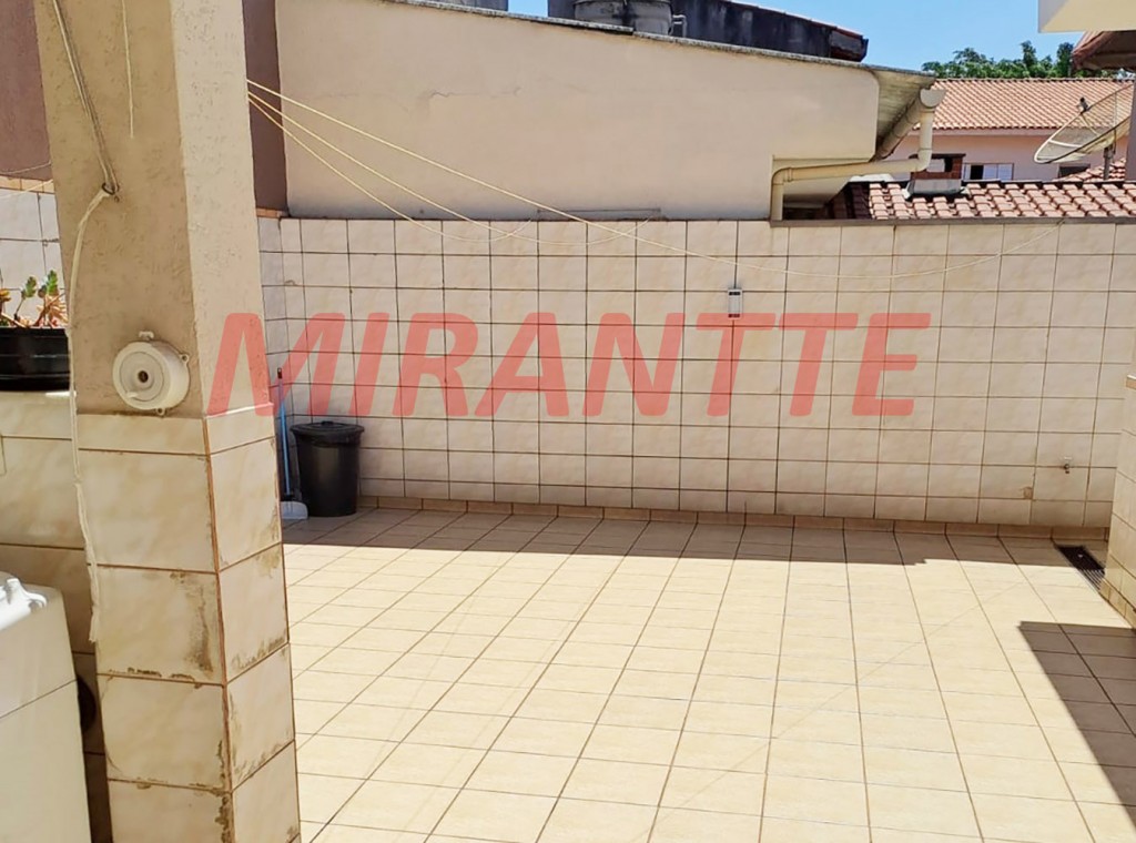 Sobrado de 193m² com 4 quartos em Jardim Guançã