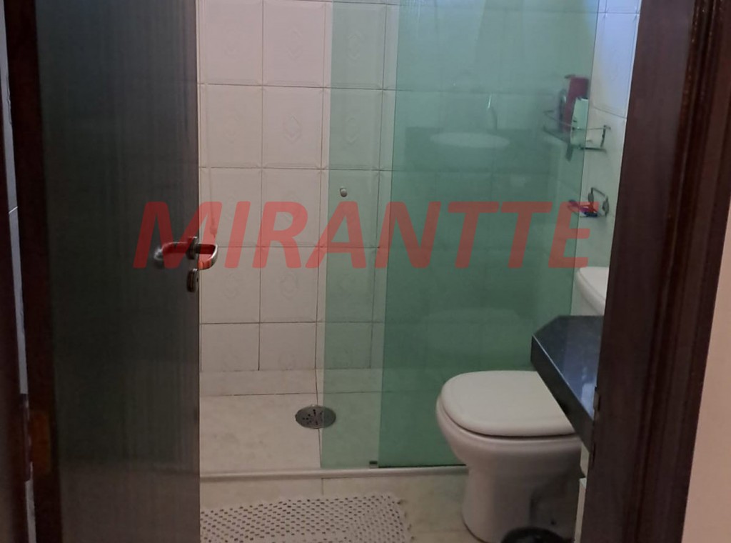 Sobrado de 193m² com 4 quartos em Jardim Guançã