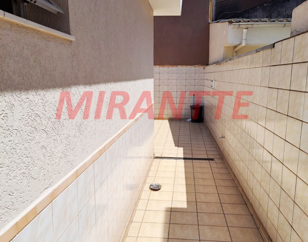 Sobrado de 193m² com 4 quartos em Jardim Guançã