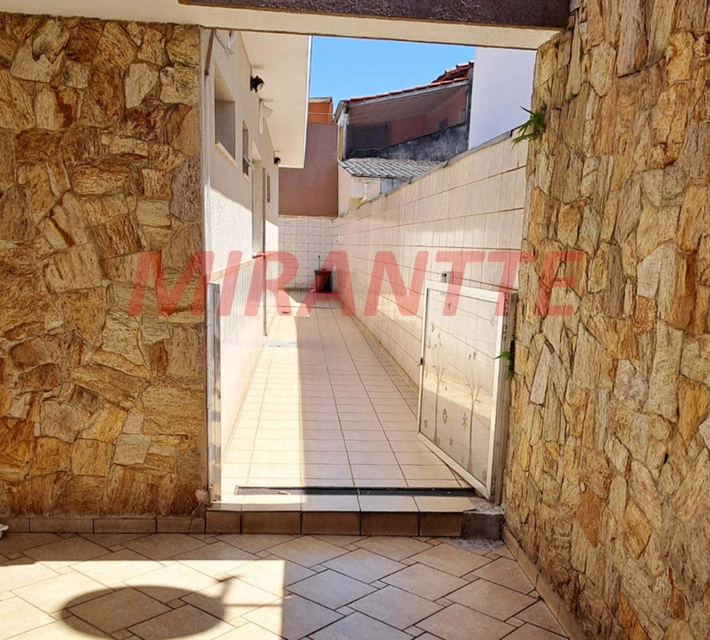 Sobrado de 193m² com 4 quartos em Jardim Guançã