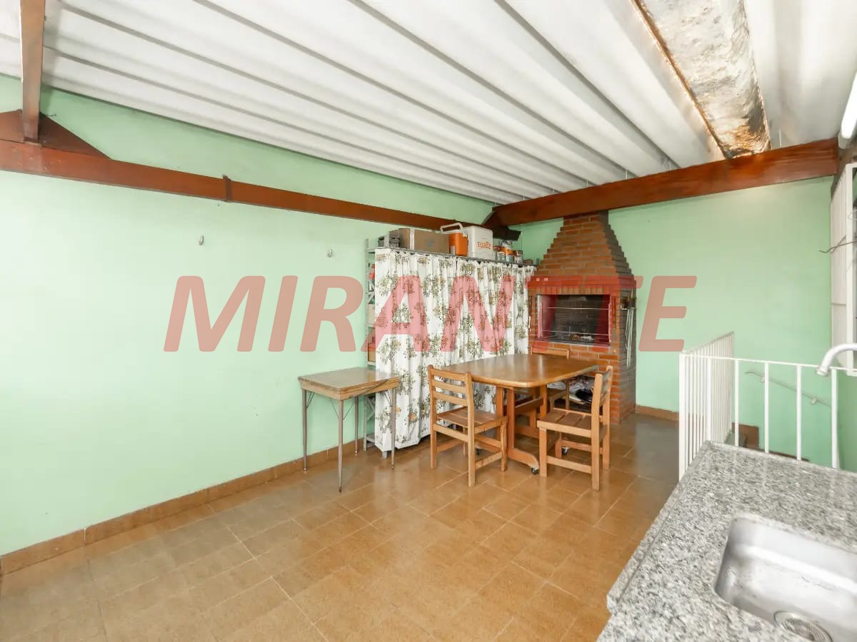Sobrado de 177m² com 3 quartos em Vila Nova Cachoeirinha