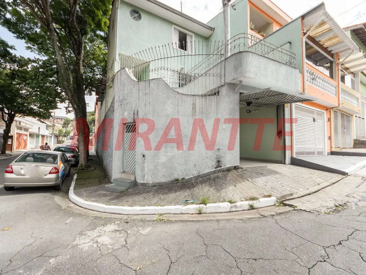 Sobrado de 177m² com 3 quartos em Vila Nova Cachoeirinha