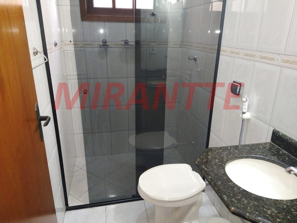 Sobrado de 250m² com 3 quartos em Jardim Santa Cecília