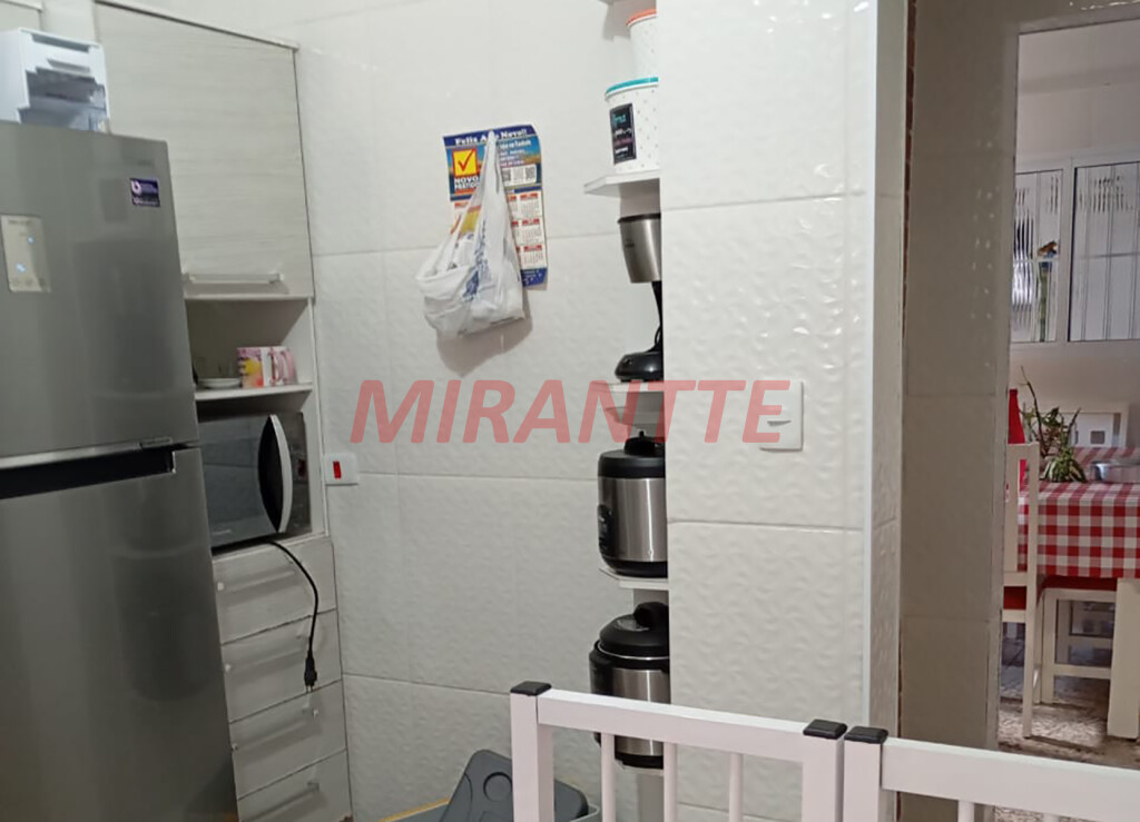 Sobrado de 350m² com 3 quartos em Jardim Samambaia