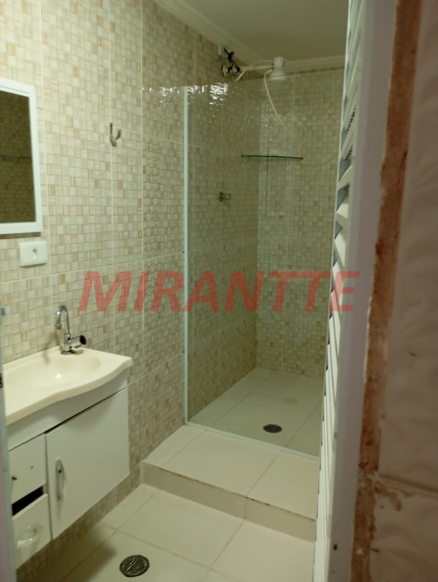 Sobrado de 350m² com 3 quartos em Jardim Samambaia