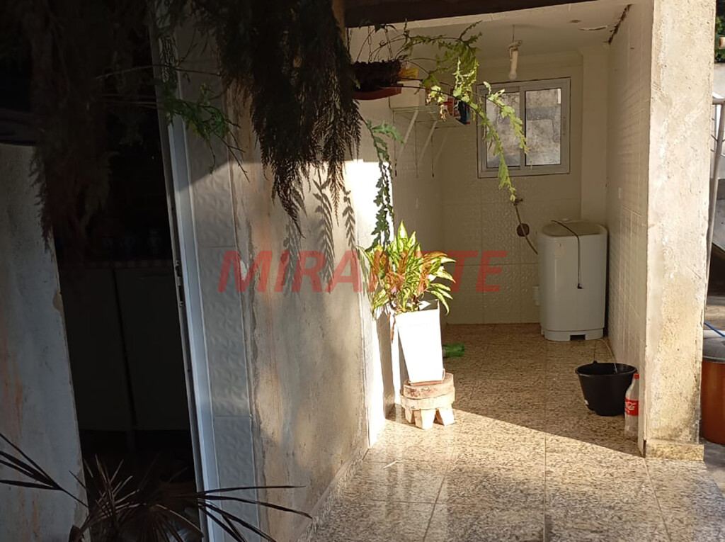 Sobrado de 350m² com 3 quartos em Jardim Samambaia
