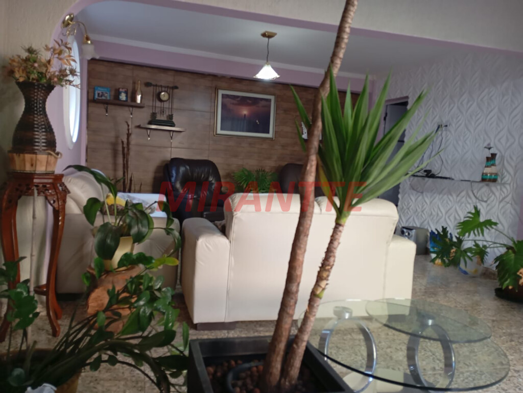 Sobrado de 350m² com 3 quartos em Jardim Samambaia