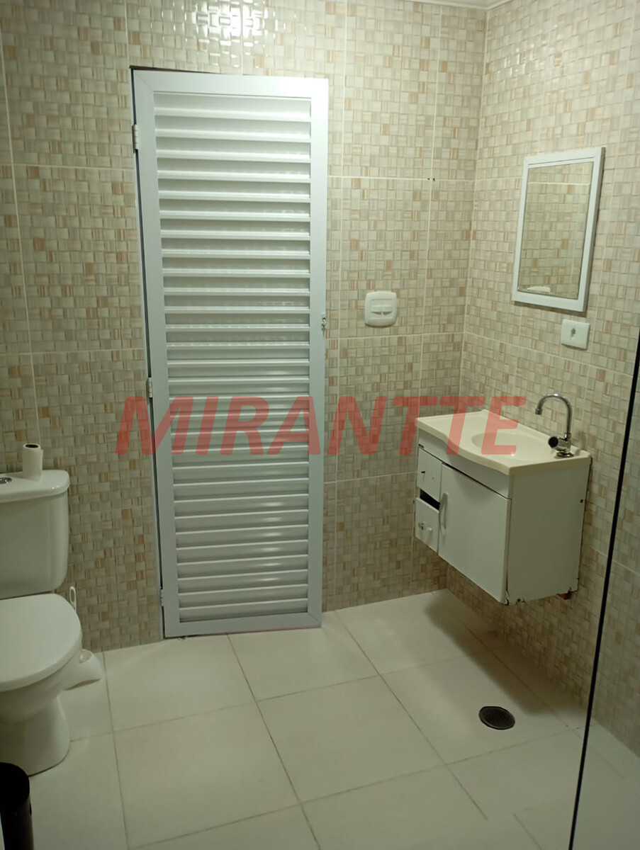 Sobrado de 350m² com 3 quartos em Jardim Samambaia
