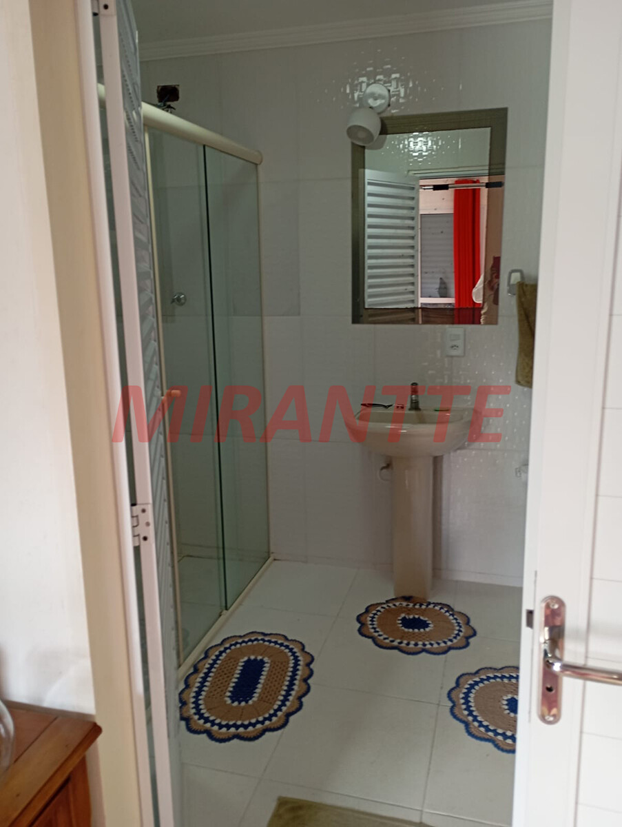 Sobrado de 350m² com 3 quartos em Jardim Samambaia
