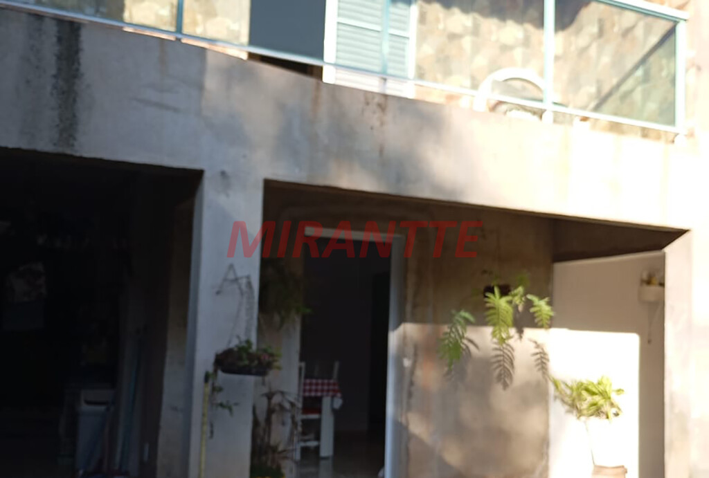 Sobrado de 350m² com 3 quartos em Jardim Samambaia