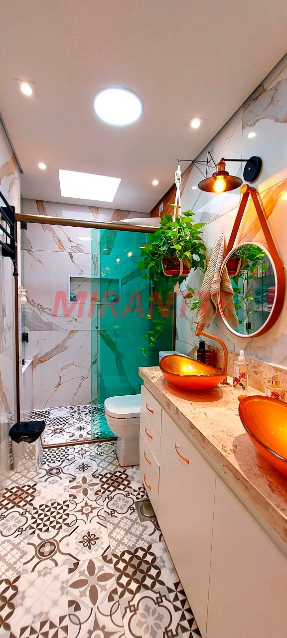 Sobrado de 138m² com 2 quartos em Água Fria