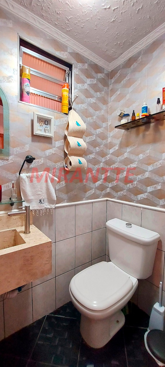 Sobrado de 138m² com 2 quartos em Água Fria