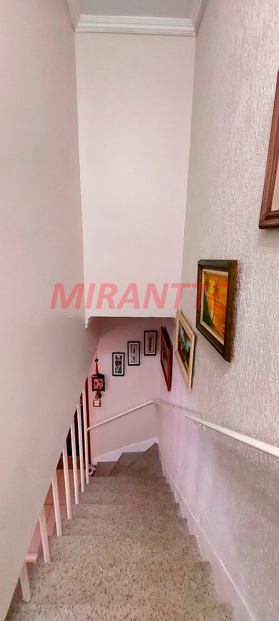 Sobrado de 138m² com 2 quartos em Água Fria