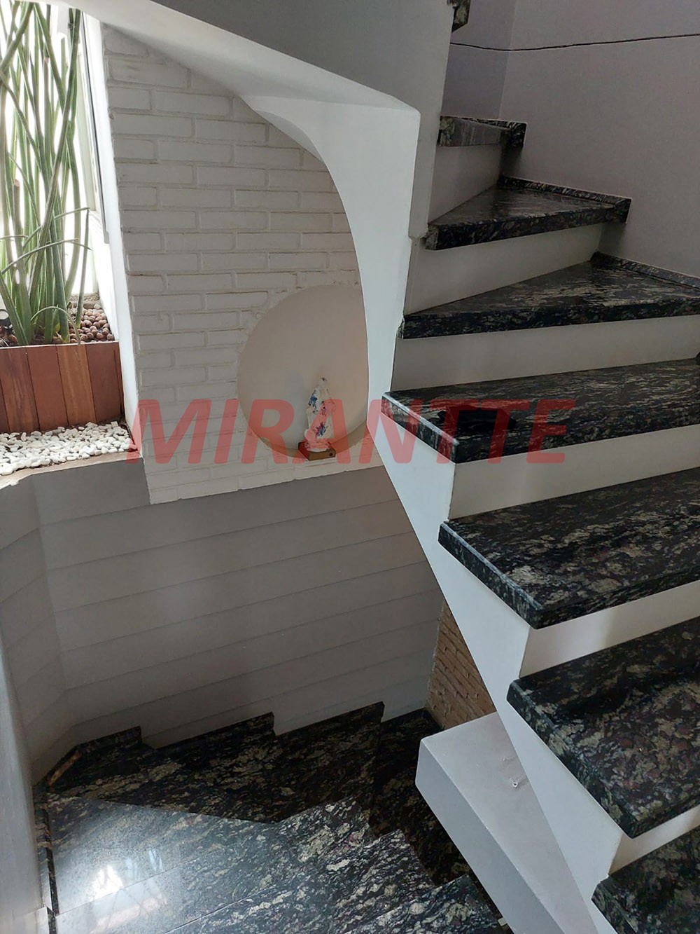 Sobrado de 340m² com 4 quartos em Jardim São Paulo