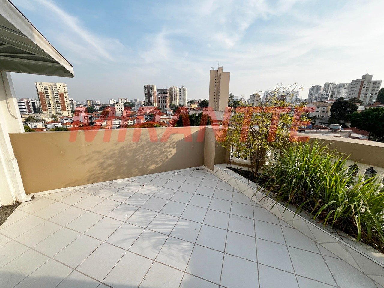 Sobrado de 340m² com 4 quartos em Jardim São Paulo