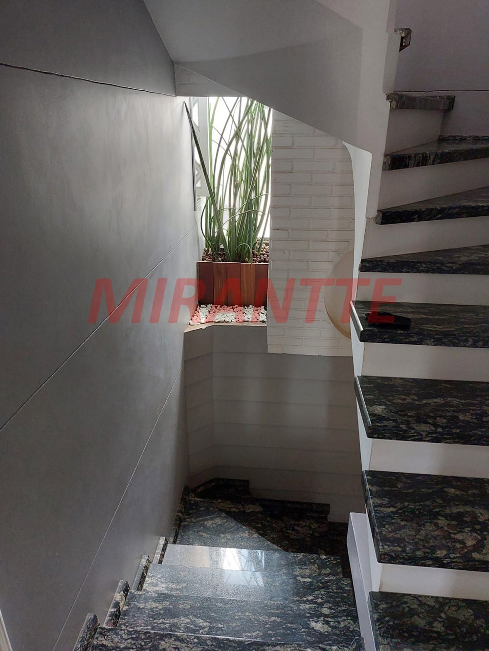 Sobrado de 340m² com 4 quartos em Jardim São Paulo