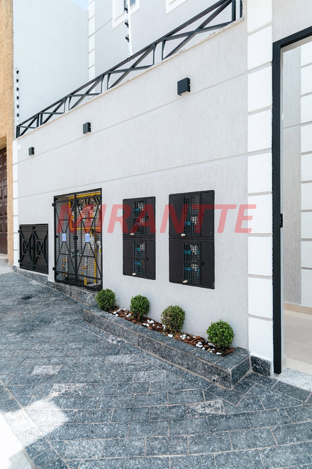 Apartamento de 42m² com 2 quartos em Parque Vitória
