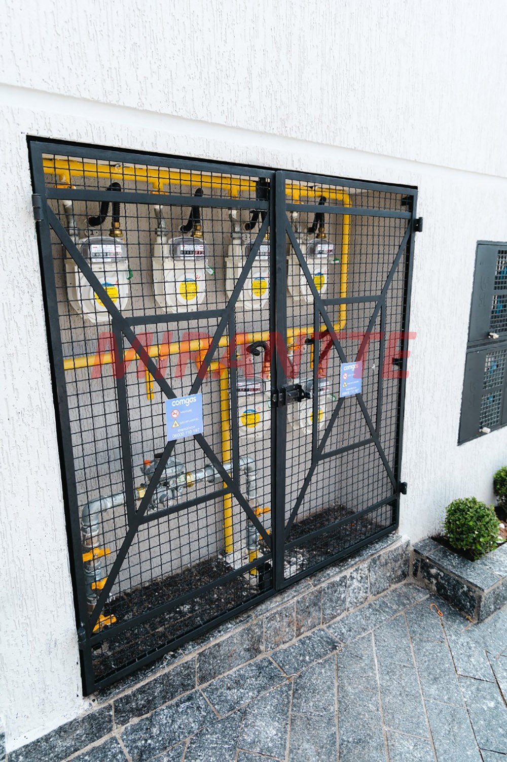 Apartamento de 42m² com 2 quartos em Parque Vitória