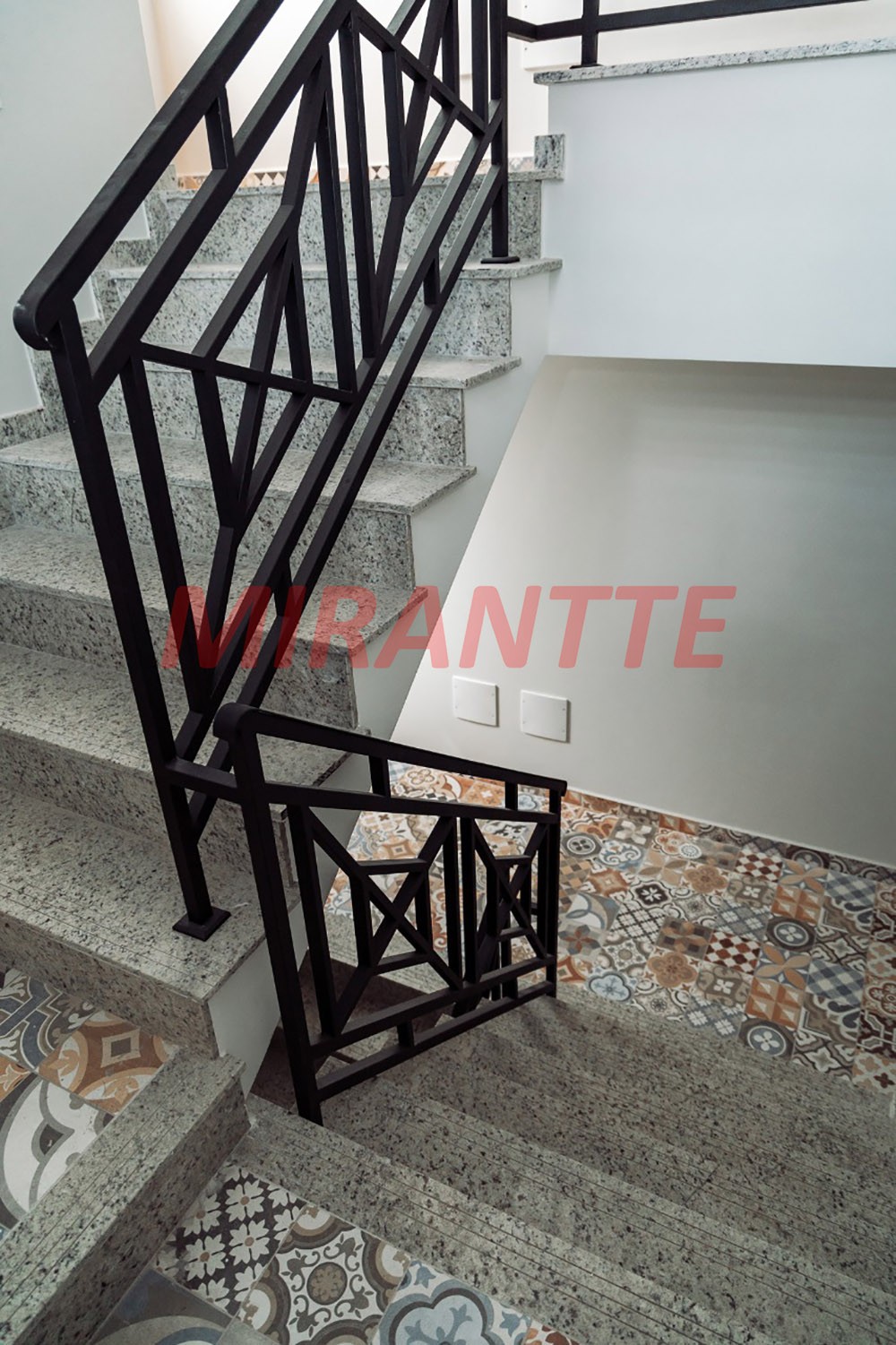 Apartamento de 42m² com 2 quartos em Parque Vitória