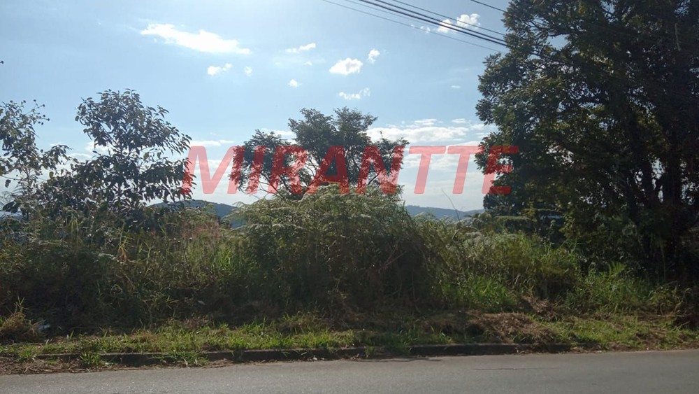 Terreno de 1510m² em Serra Da Cantareira