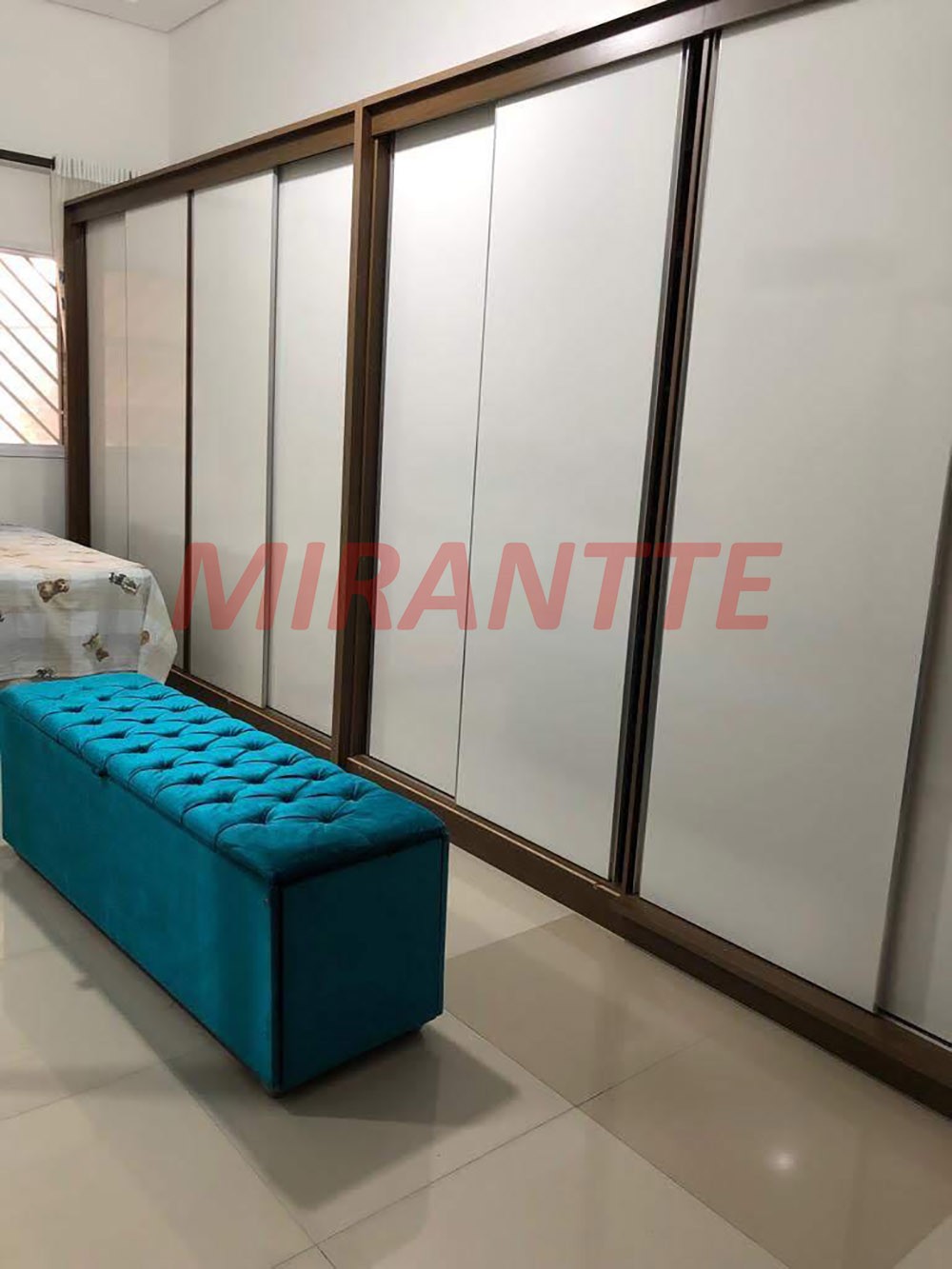 Sobrado de 180m² com 3 quartos em Limão