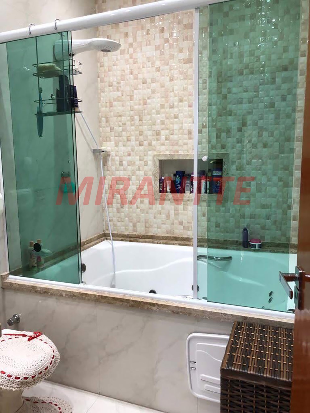 Sobrado de 180m² com 3 quartos em Limão