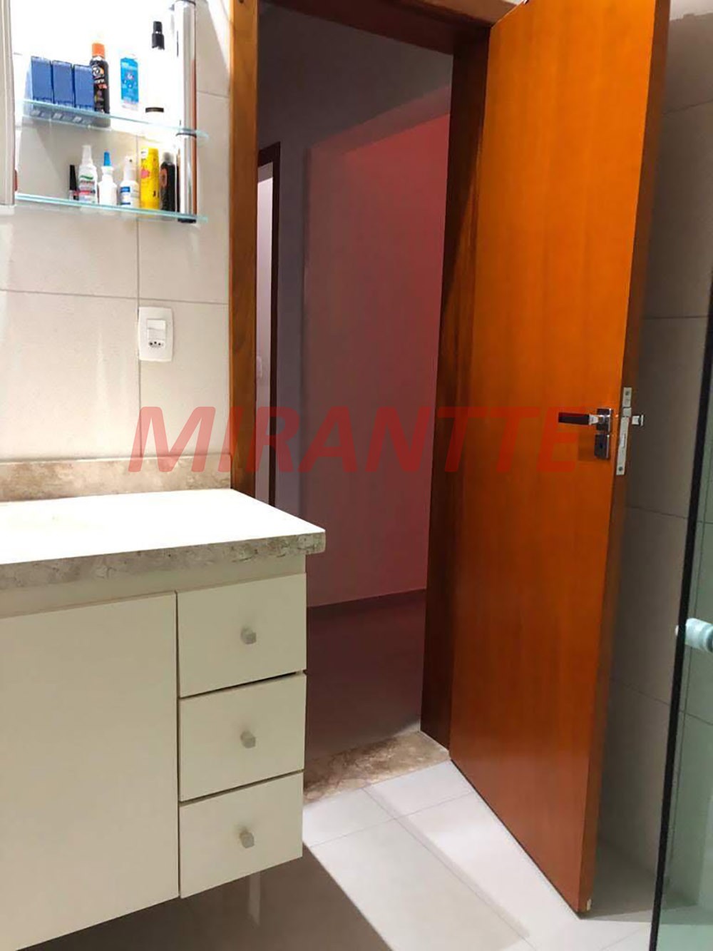Sobrado de 180m² com 3 quartos em Limão