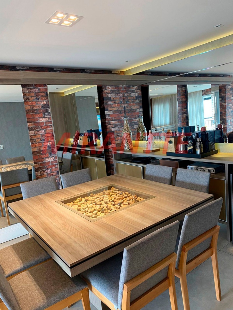 Apartamento de 163m² com 3 quartos em Santana