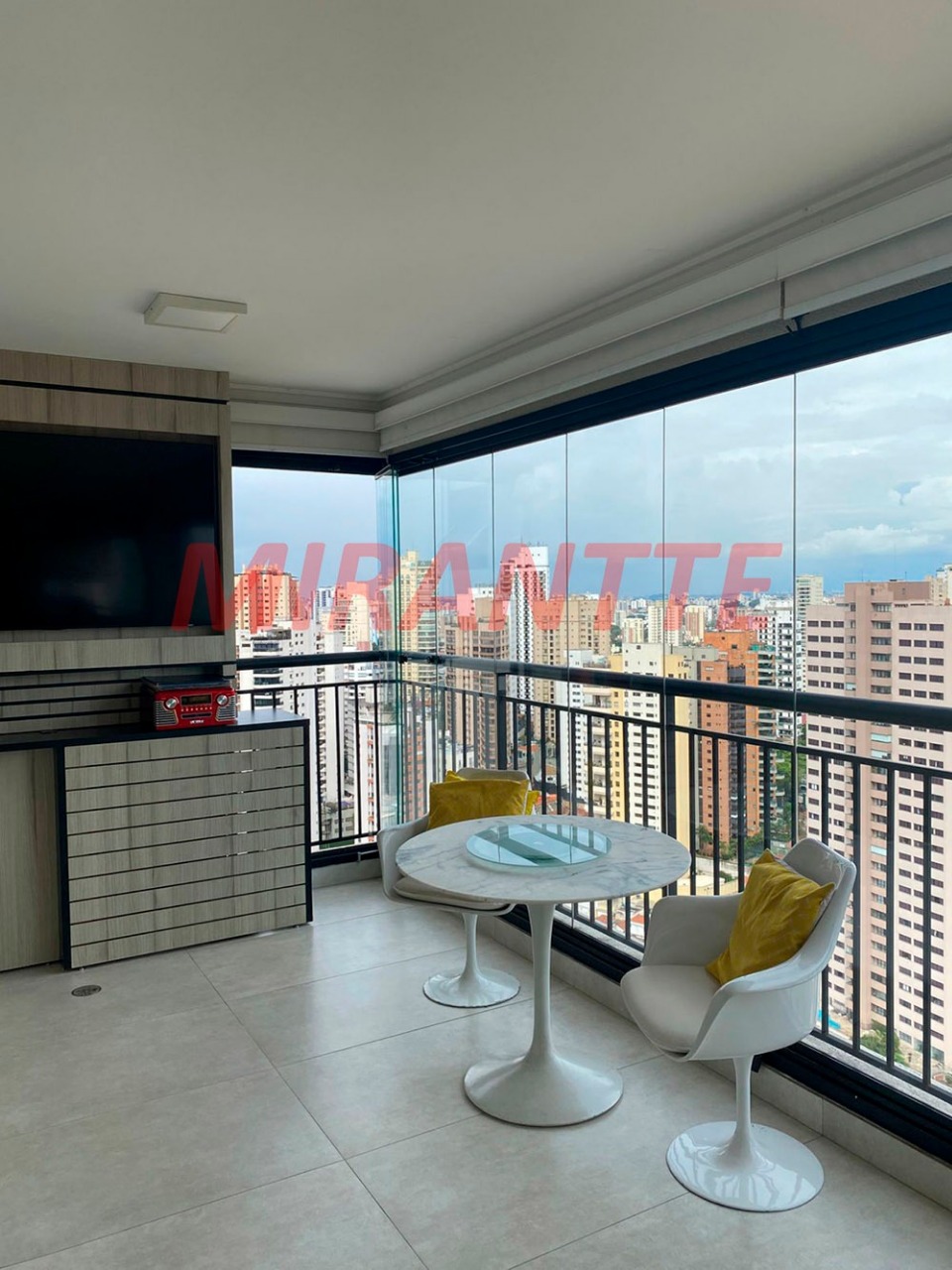 Apartamento de 163m² com 3 quartos em Santana