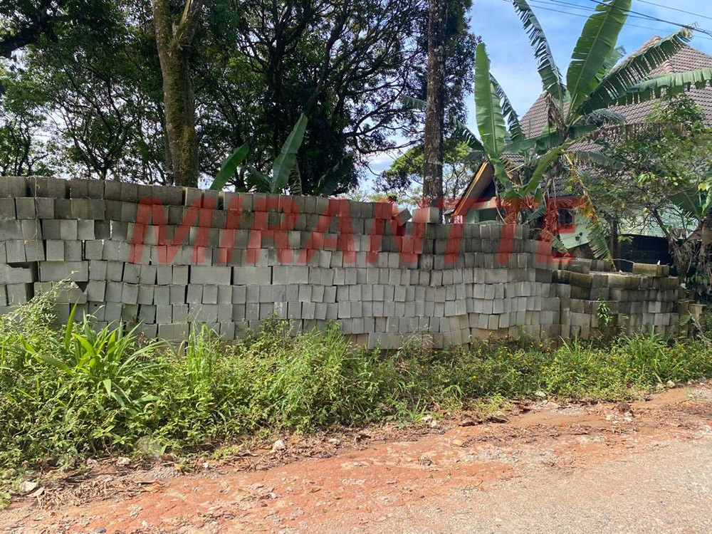 Terreno de 397m² em Serra Da Cantareira
