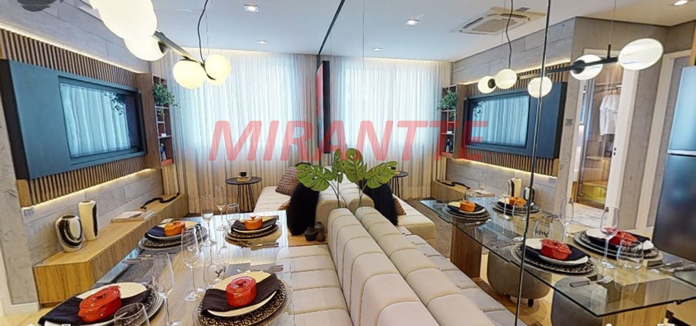 Apartamento de 37.43m² com 2 quartos em Centro